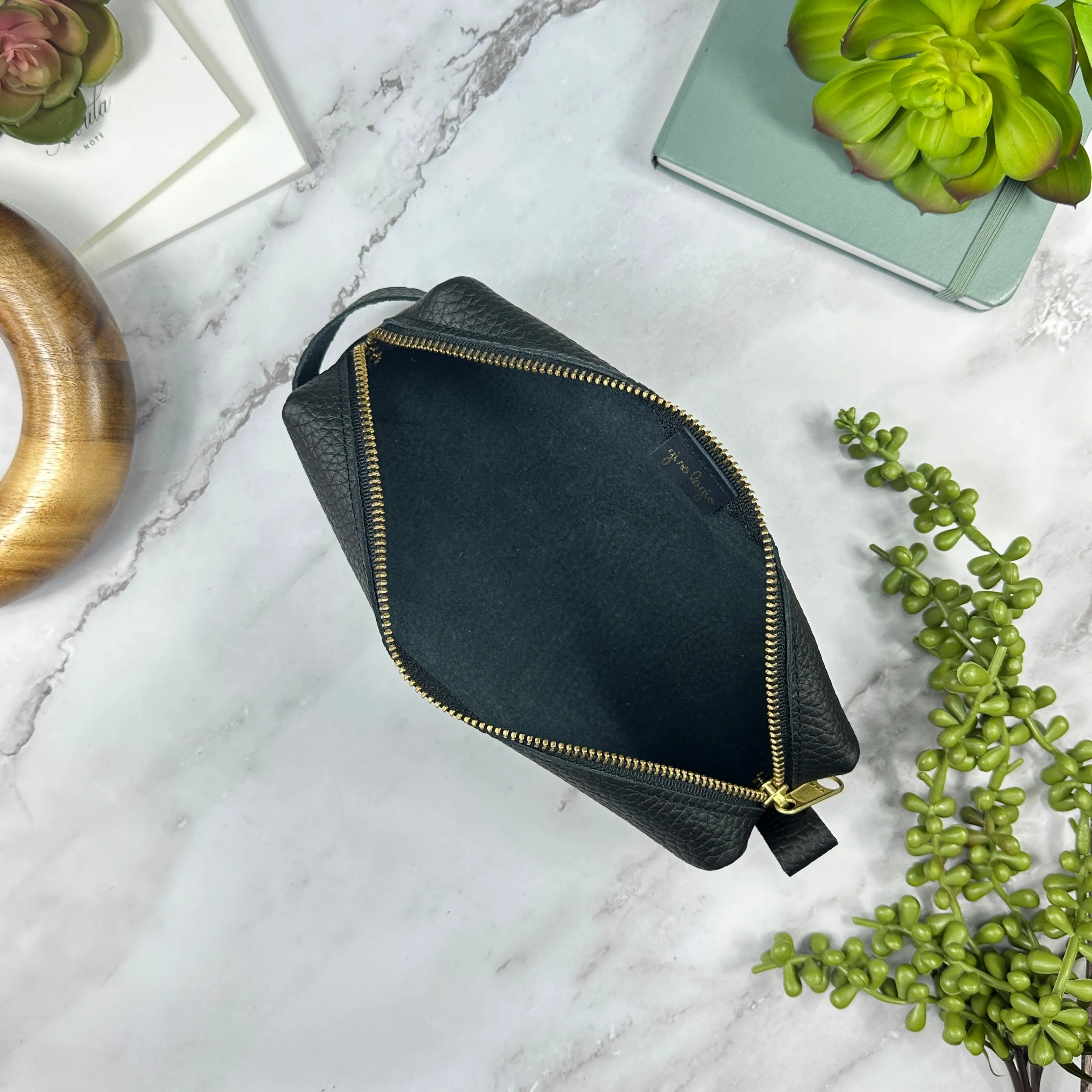 Girologio YKK Zipper Pouch in Midnight Noir