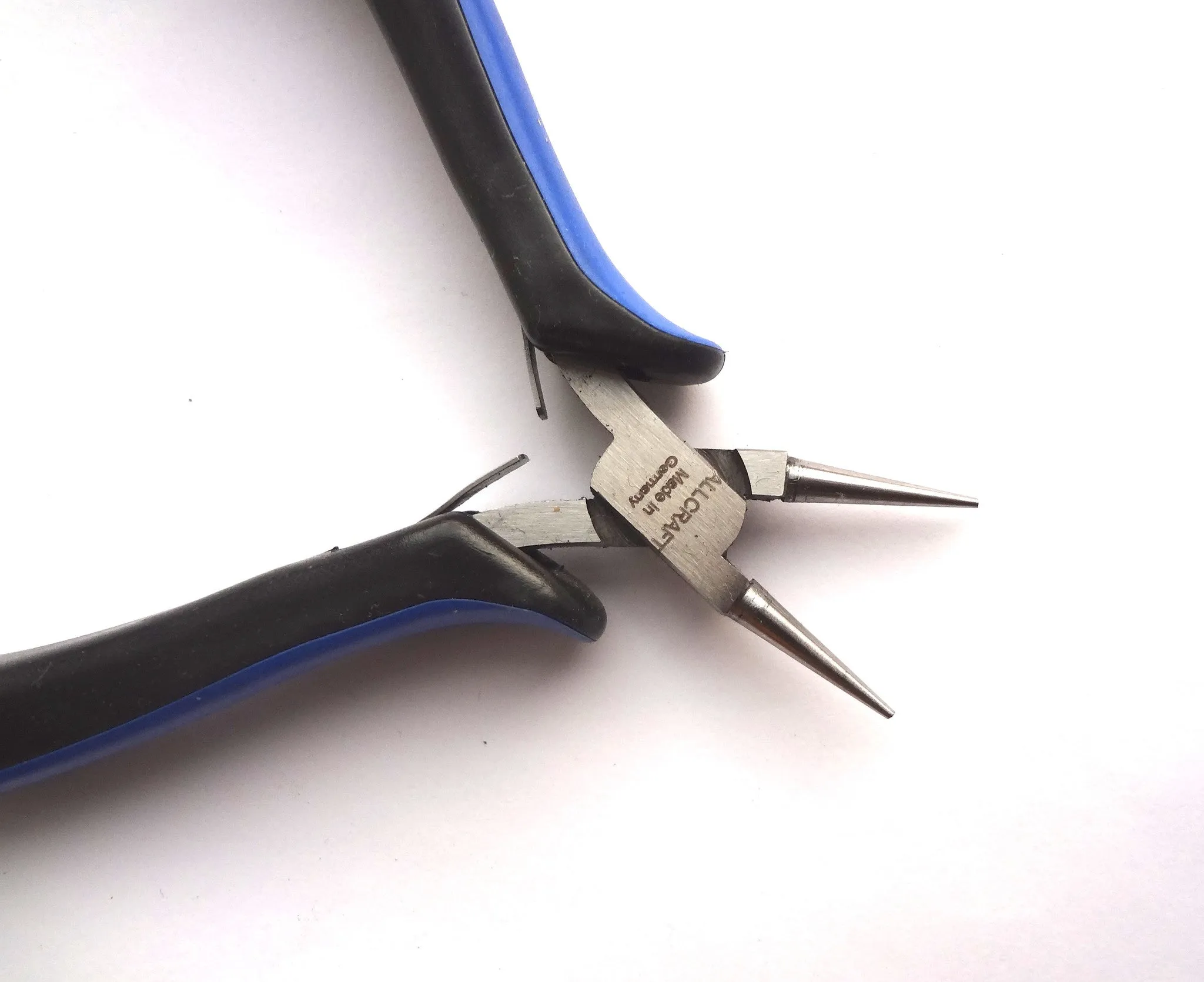 tools / ergonomic German pliers