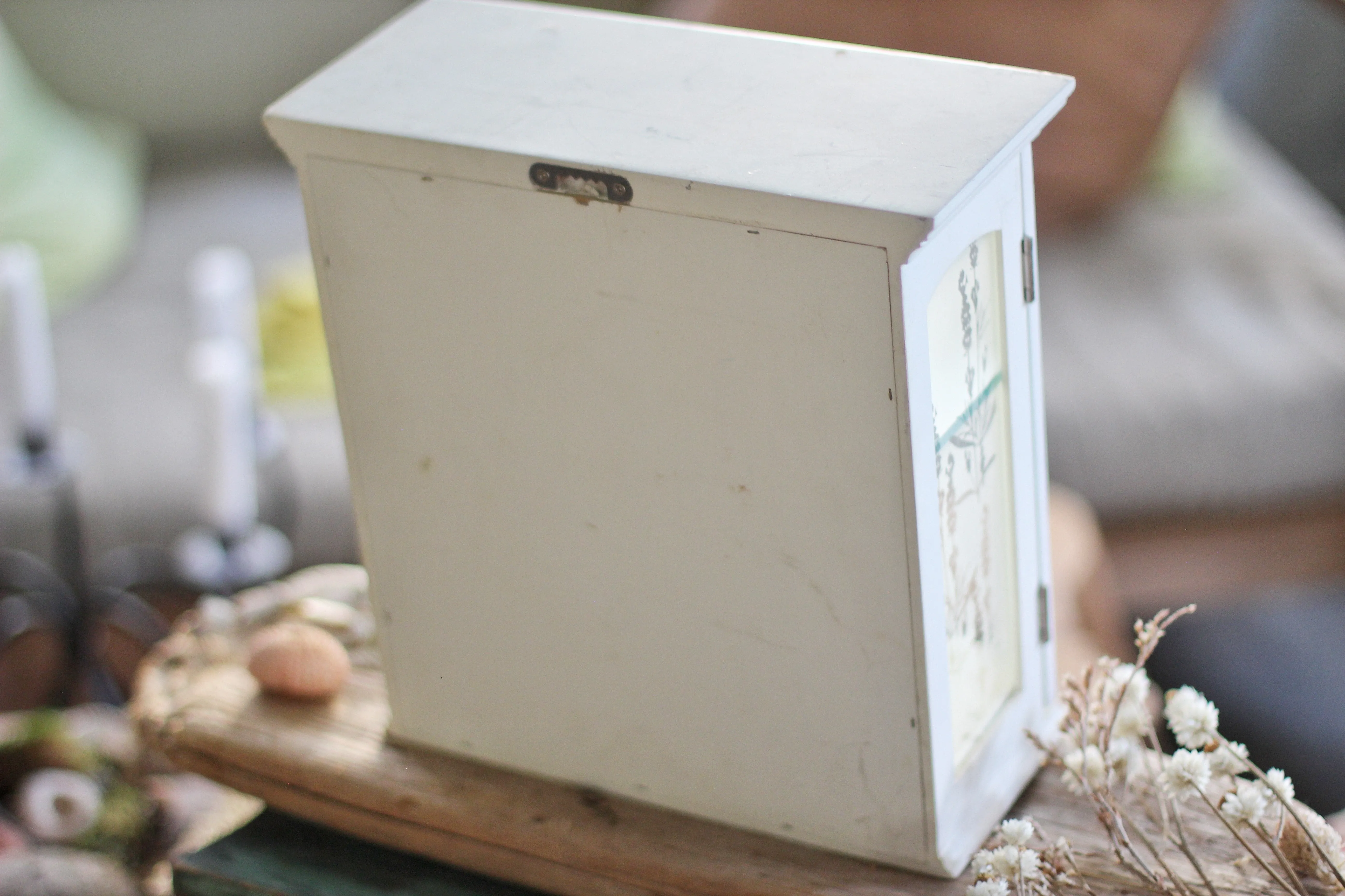 Vintage White Wood Jewelry Box