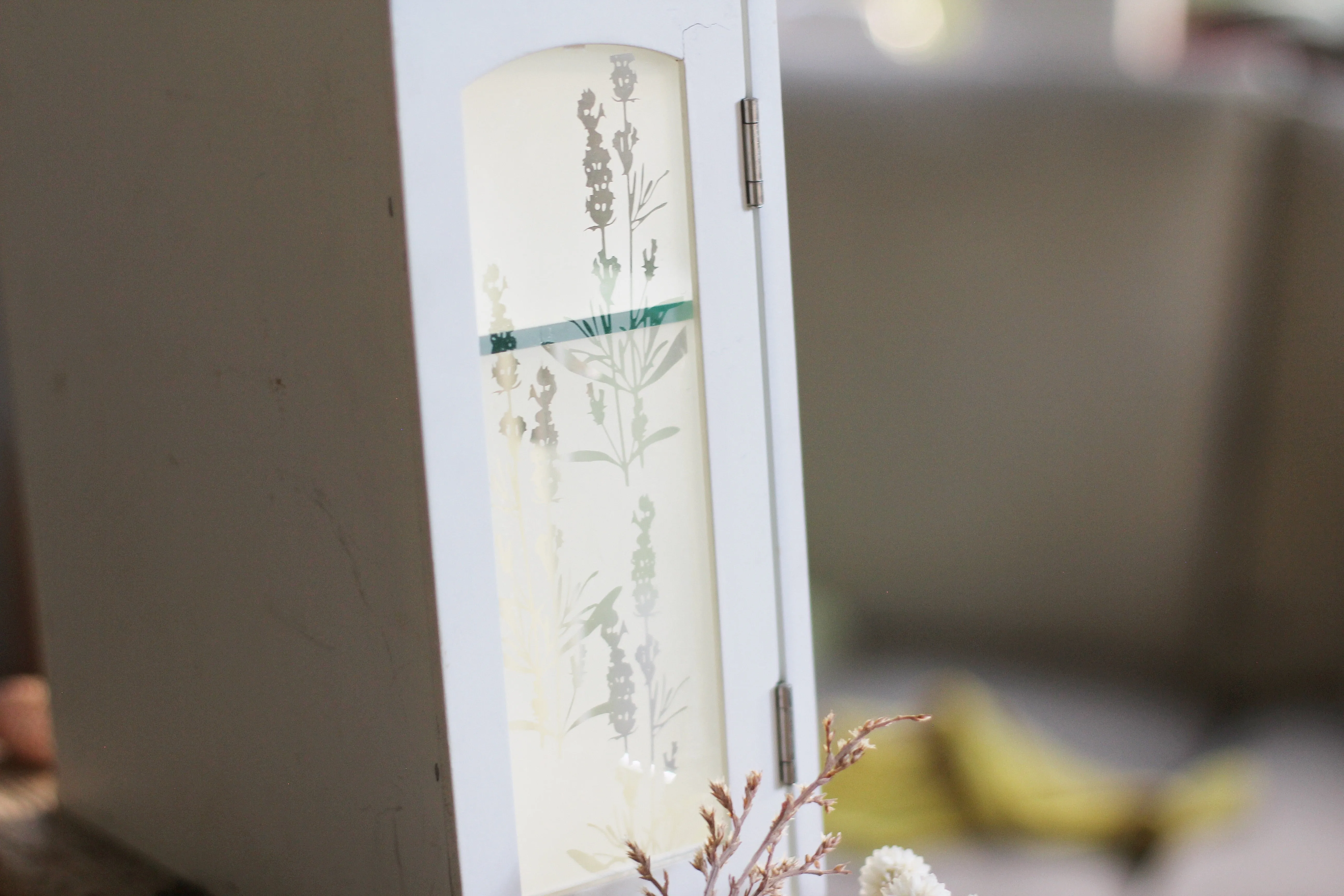 Vintage White Wood Jewelry Box